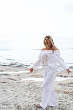 Blouse Selena Bordado White