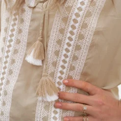 Blouse Tassel Beige