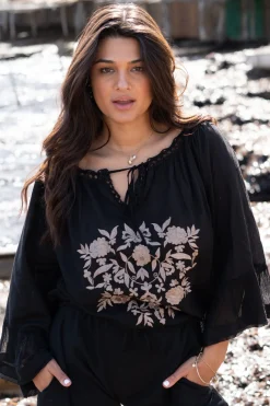 Blouse Yira Bordado Black