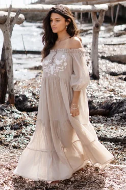 Dress Peralta Bordado Light Taupe