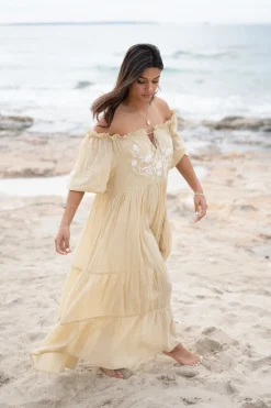 Dress Peralta Bordado Sand