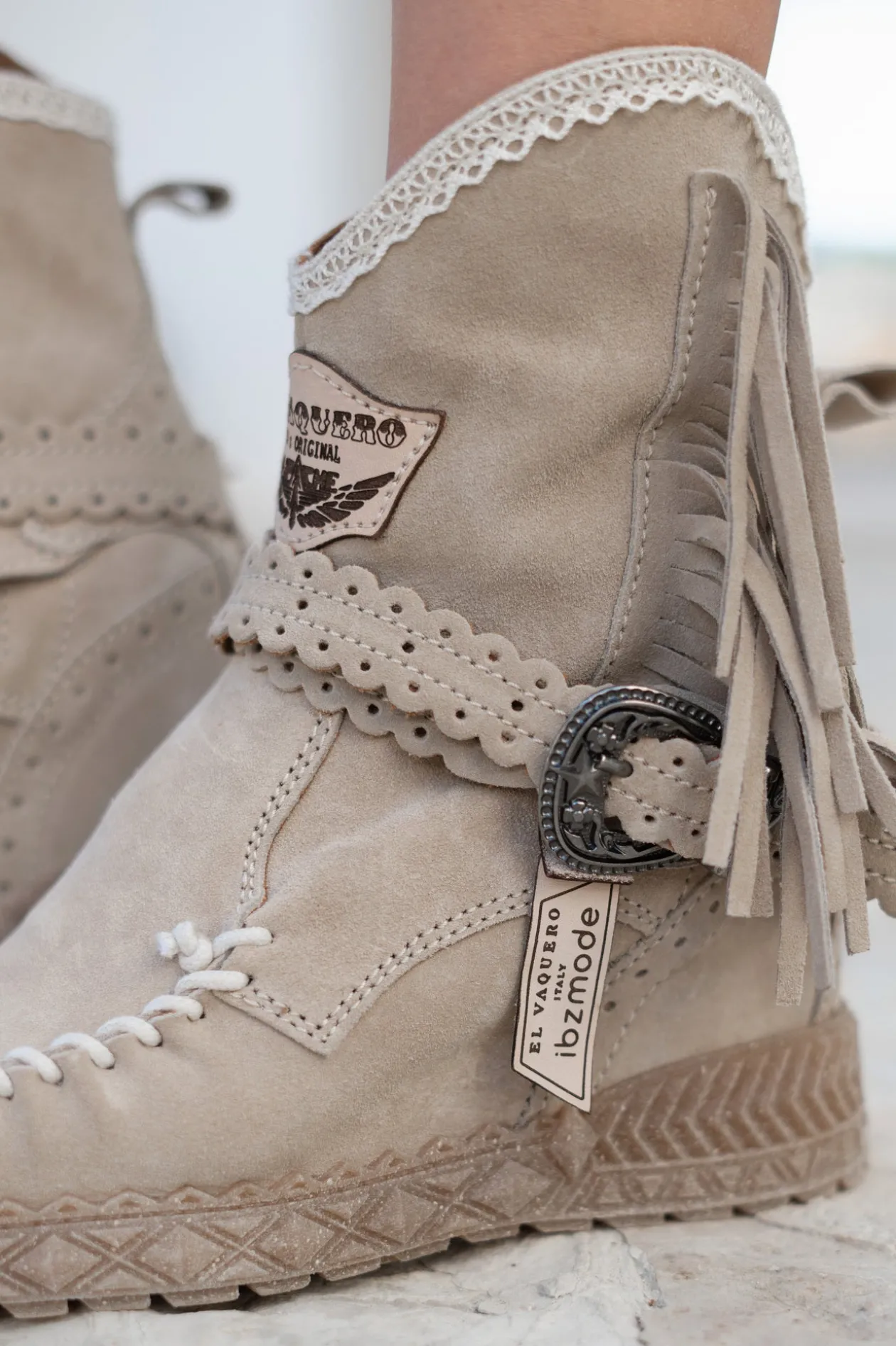 El Vaquero x ibzmode Queenie Taupe