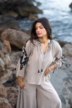 Embroidery Blouse Esthetica Taupe