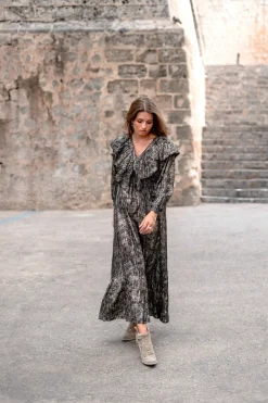 Long Dress Ruffle Sparkle Black Gold