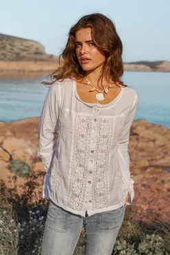 Short Blouse