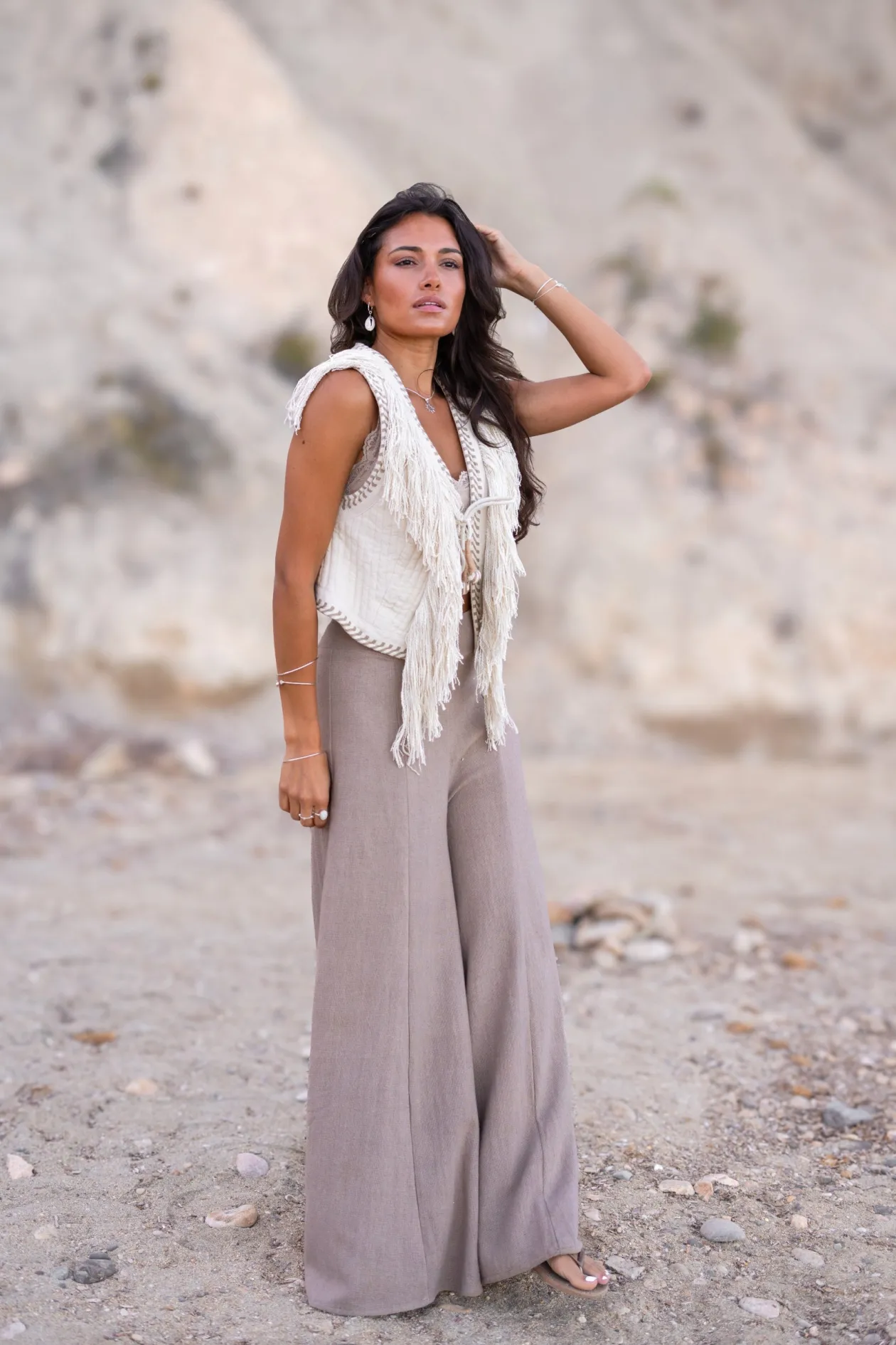Short Fringe Gilet Esthetica Ecru