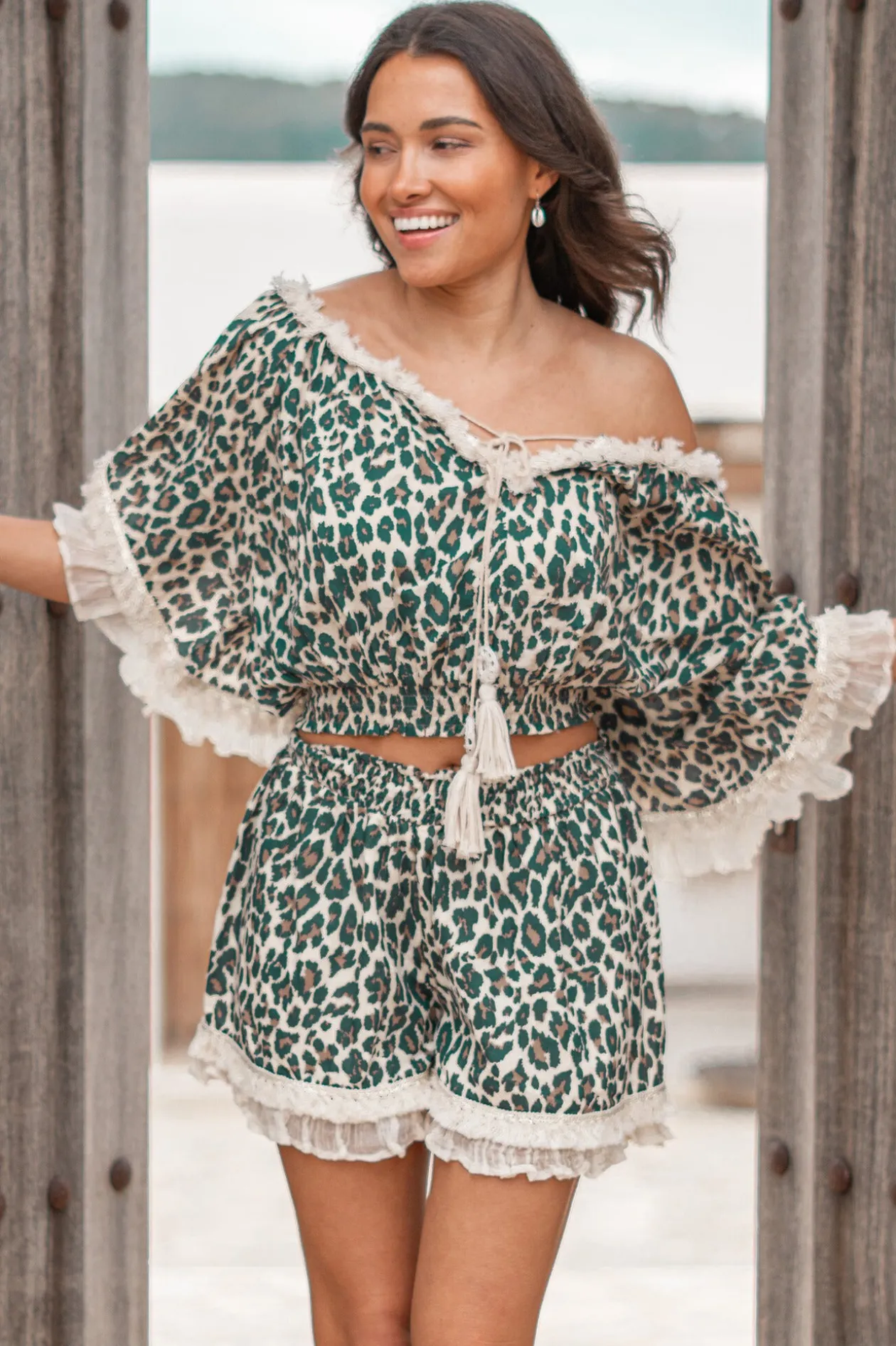 Top Ana Leopard Black
