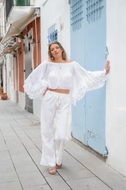 Top Flair White