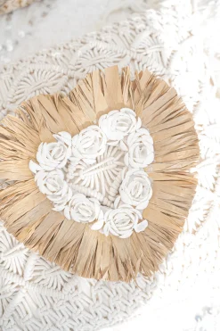 Wandhanger Heart Rose Seagrass