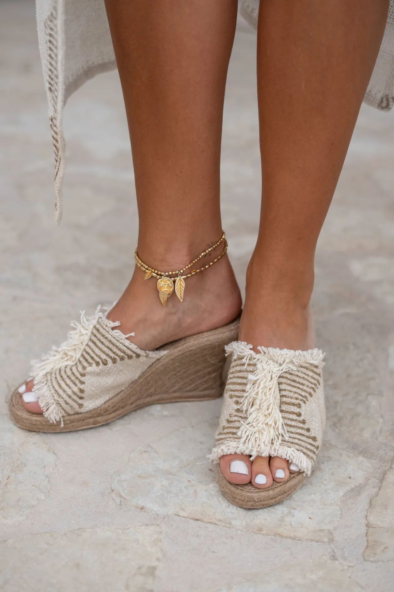Wedge Terez Ivory
